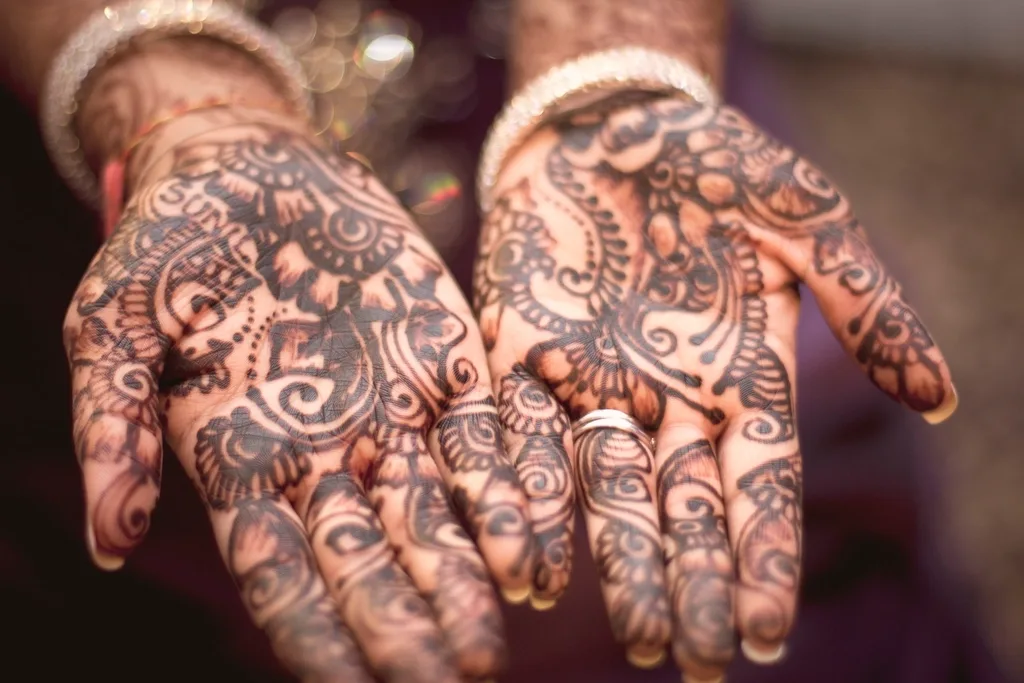 The mehndi night: planning the happiest evening of the wedding week