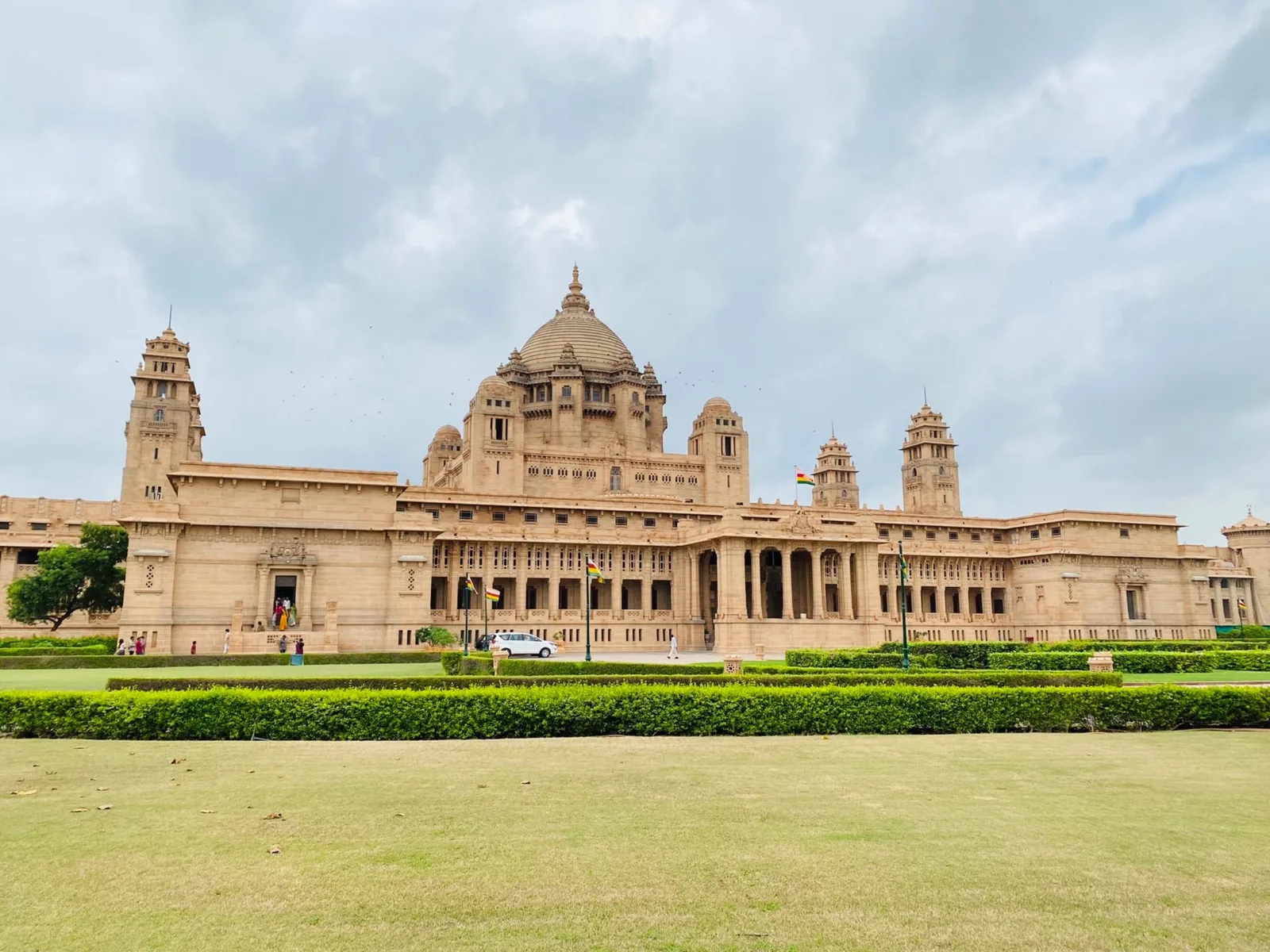 Priyanka and Nick at Umaid Bhawan: the wedding that met in the middle
